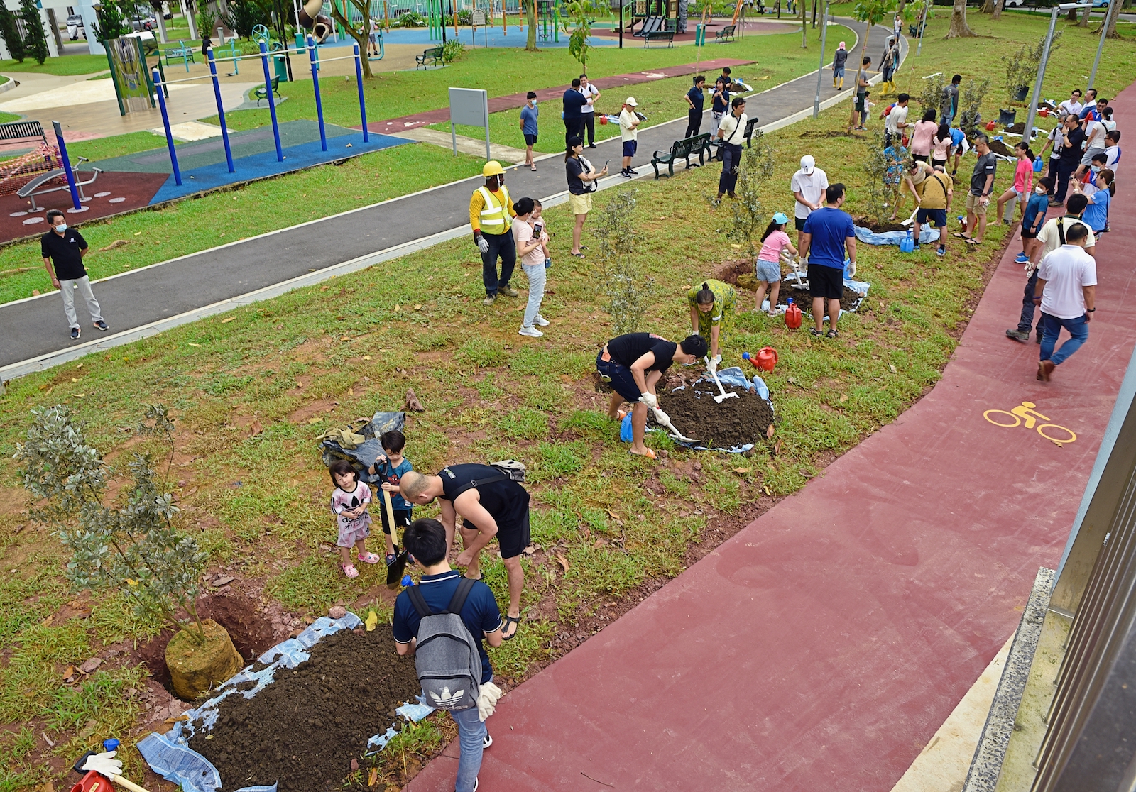 Residents Plant Trees At Jurong Central To Support OneMillionTrees